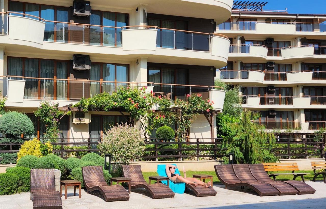 Beach View Apartment Shkorpilovtsi Exterior photo