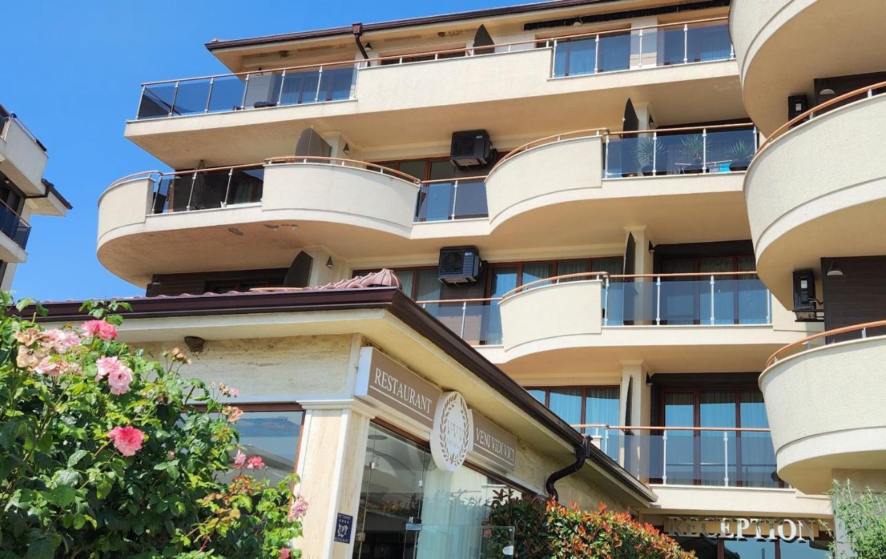 Beach View Apartment Shkorpilovtsi Exterior photo