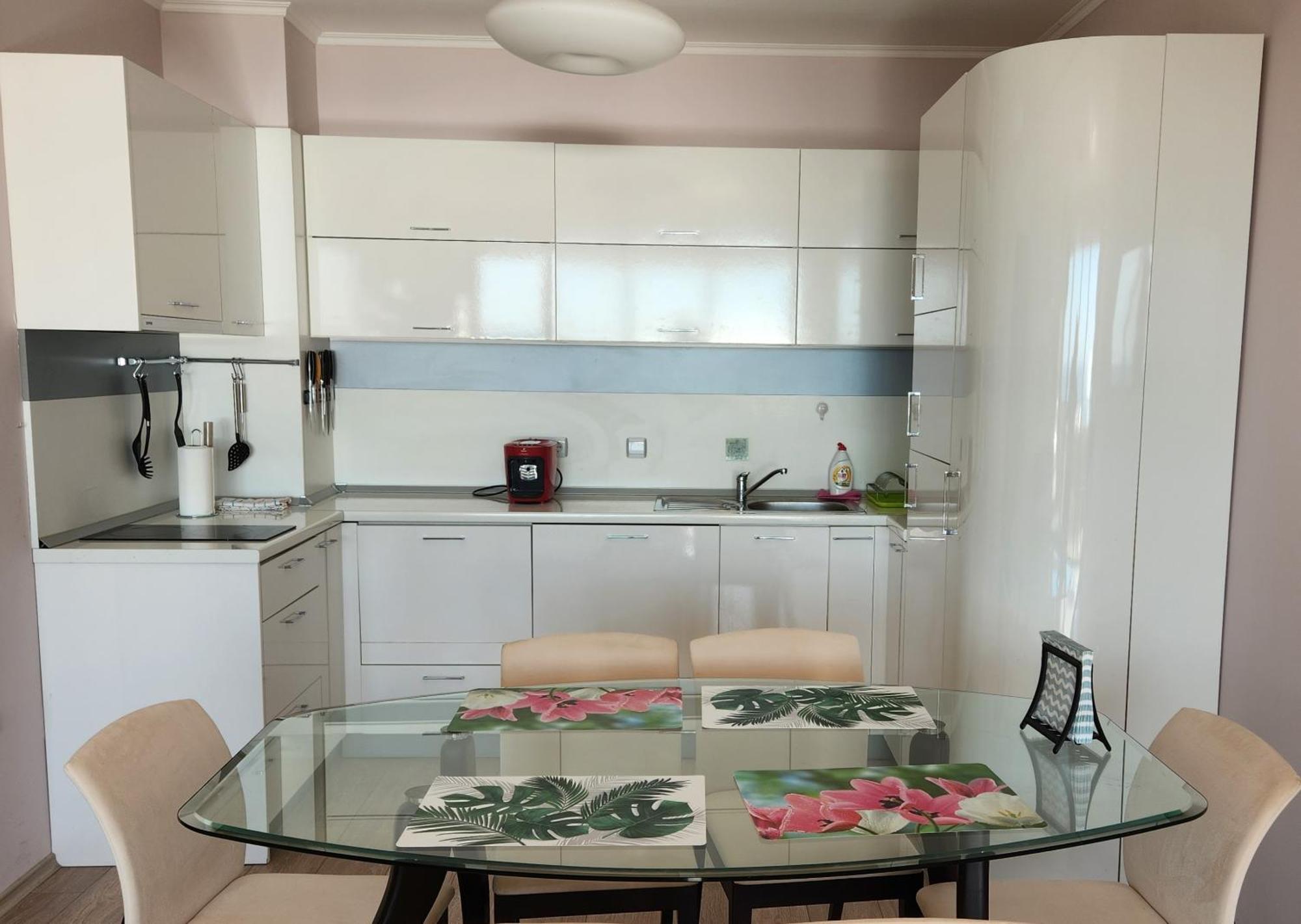Beach View Apartment Shkorpilovtsi Exterior photo